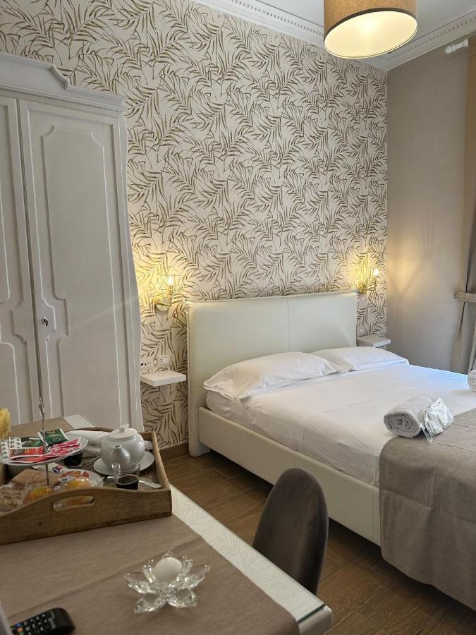 B&B Partenopeo เนเปิลส์ ภายนอก รูปภาพ